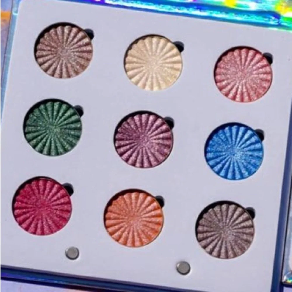 Ofra Cosmetics Eyeshadow Palette in Glitch 2000 BNIB